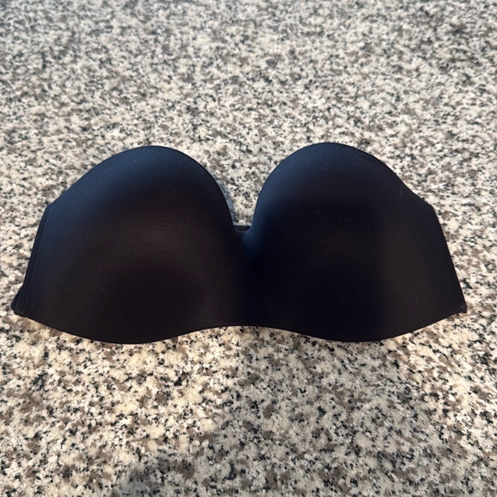 Enbliss Stay-Put Wireless Strapless Bra